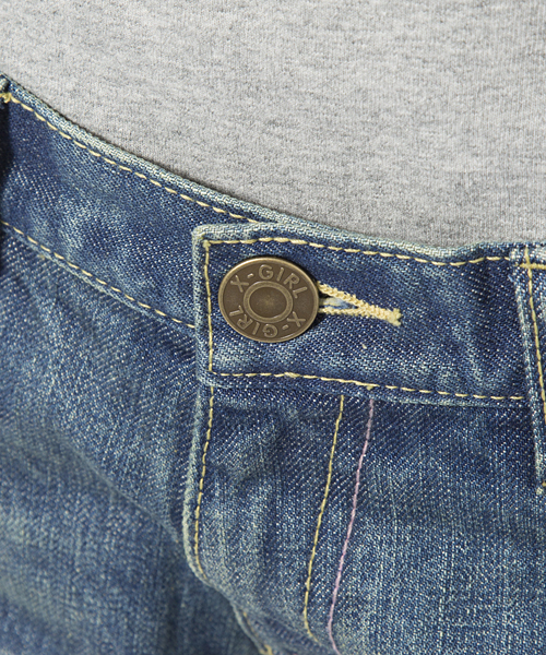 X-girl（エックスガール）の「STAR POCKET TAPERED JEANS（デニムパンツ・レディース・インディゴブルー/ライトインディゴブルー・26inch/27inch/24inch/25inch）」の3枚目の写真