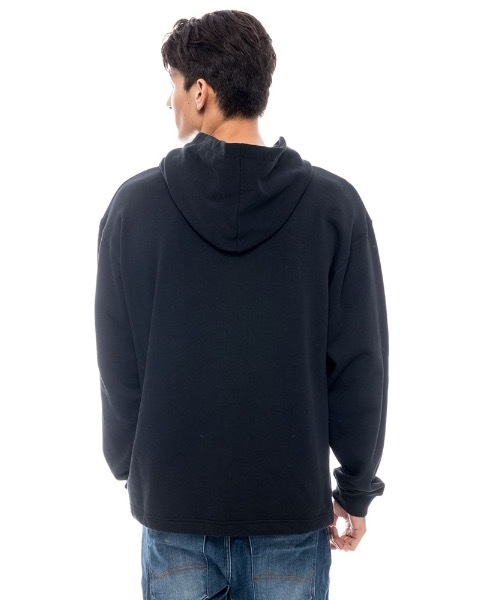 ELEMENT(エレメント)の「ELEMENT メンズ SLANT HOOD パーカー/エレメント プルオーバー ロゴ(パーカー・メンズ・ライトブルー/ブラック・MEDIUM/LARGE/X-LARGE)」の6枚目の写真
