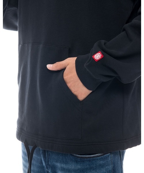 ELEMENT(エレメント)の「ELEMENT メンズ SLANT HOOD パーカー/エレメント プルオーバー ロゴ(パーカー・メンズ・ライトブルー/ブラック・MEDIUM/LARGE/X-LARGE)」の4枚目の写真