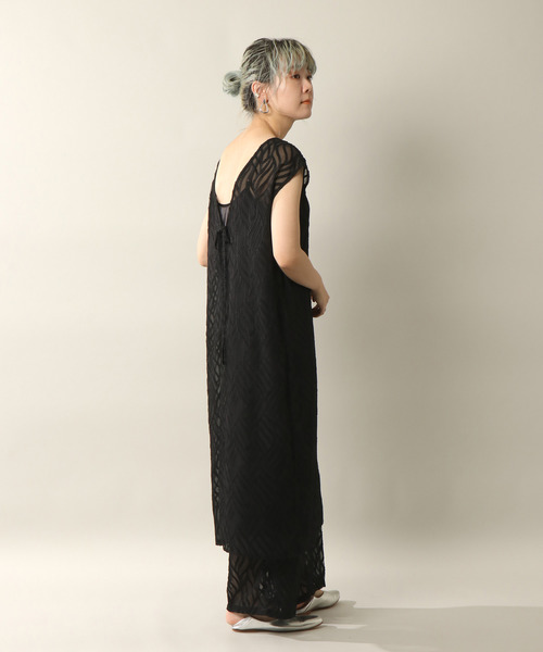 notch.（ノッチ）の「シアージャカード2WAYワンピース（ワンピース・レディース・ブラック/オフホワイト・M）」の9枚目の写真