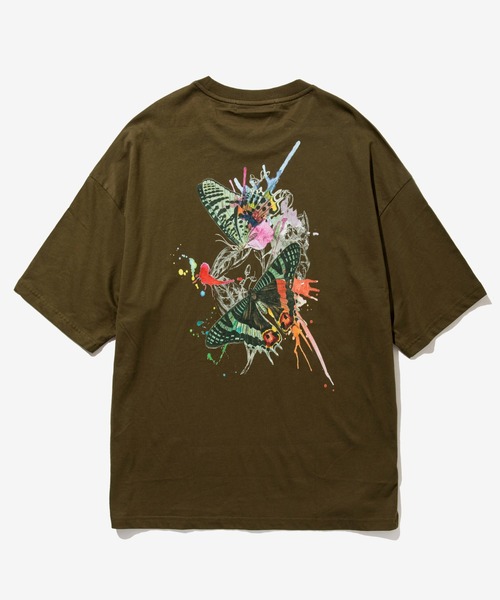 rehacer(レアセル)の「rehacer : Bloom Butterfly on Wide Cutsew /ブルームバタフライ オン ワイドカットソー(Tシャツ/カットソー・メンズ・ホワイト/ブラック/カーキ・SMALL/MEDIUM/LARGE/X-LARGE)」の1枚目の写真
