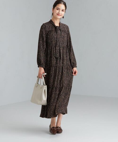 green label relaxing（グリーンレーベルリラクシング）の「FFC ボウタイ ティアード プリント ワンピース（ワンピース・レディース・ブラック/モカ・FREE）」の12枚目の写真