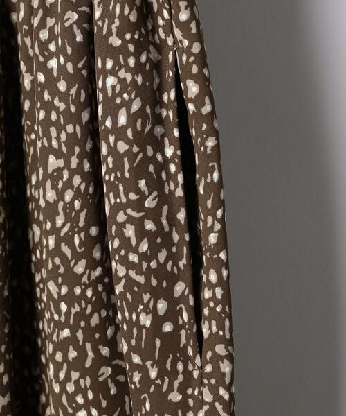 green label relaxing（グリーンレーベルリラクシング）の「FFC ボウタイ ティアード プリント ワンピース（ワンピース・レディース・ブラック/モカ・FREE）」の6枚目の写真