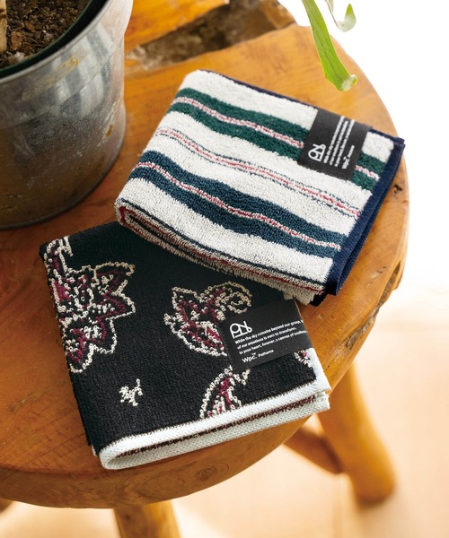 Wpc.（ダブリュピーシー）の「Wpc. Patterns 抗菌防臭 ハンカチ ユニセックス（ハンカチ/ハンドタオル・レディース・ストライプ/ブラック系その他/チェック/ブルー系その他/オレンジ系その他/ゴールド系その他/ホワイト系その他/ブラウン系その他/グレー系その他/ネイビー/カモフラージュ/ホワイト×グリーン/ブラック/ネイビー系/ブルー系その他2/ネイビー系2・FREE）」の17枚目の写真