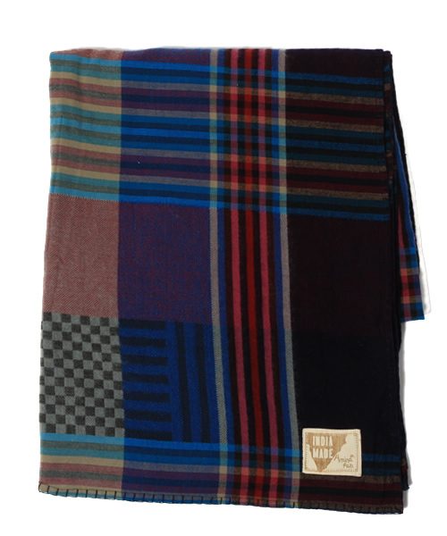 チャイハネ(チャイハネ)の「【チャイハネ】チェック柄アクリルマルチカバー(ブランケット・レディース・ネイビー/ピンク/オレンジ/ブルー/レッド/グリーン/パープル/ブラウン/カラフル・FREE)」の1枚目の写真