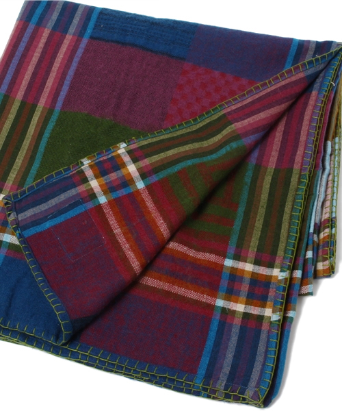 チャイハネ(チャイハネ)の「【チャイハネ】チェック柄アクリルマルチカバー(ブランケット・レディース・ネイビー/ピンク/オレンジ/ブルー/レッド/グリーン/パープル/ブラウン/カラフル・FREE)」の11枚目の写真