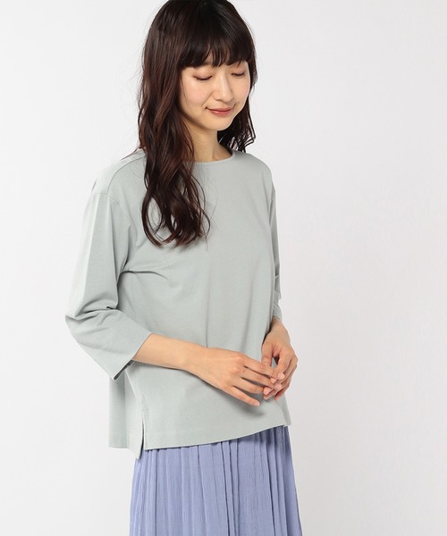 Petit Honfleur(プチオンフルール)の「オーガニックコットンボートネックTシャツ(Tシャツ/カットソー・レディース・ベージュ/ブルー/ピンク/グリーン/チャコールグレー/ホワイト・M/L)」の4枚目の写真