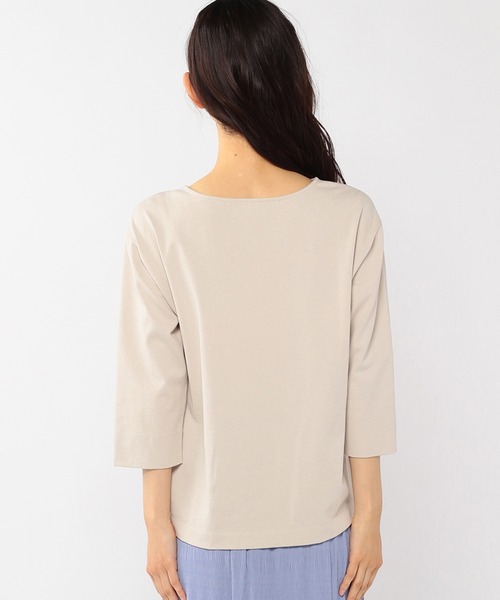 Petit Honfleur(プチオンフルール)の「オーガニックコットンボートネックTシャツ(Tシャツ/カットソー・レディース・ベージュ/ブルー/ピンク/グリーン/チャコールグレー/ホワイト・M/L)」の7枚目の写真