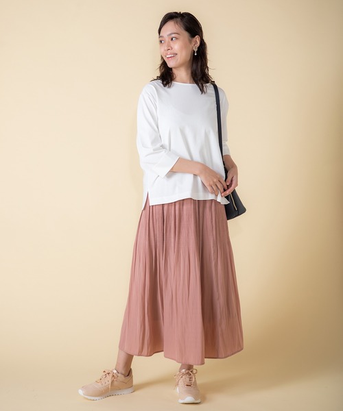 Petit Honfleur(プチオンフルール)の「オーガニックコットンボートネックTシャツ(Tシャツ/カットソー・レディース・ベージュ/ブルー/ピンク/グリーン/チャコールグレー/ホワイト・M/L)」の20枚目の写真