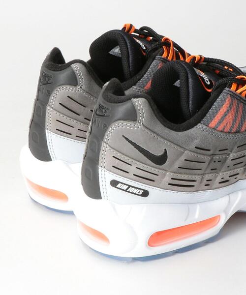 NIKE（ナイキ）の「＜NIKE × Kim Jones＞ AIR MAX 95 Total Orange■■■（スニーカー・メンズ・その他1・29cm/25.5cm/26cm/27cm/28.5cm/27.5cm/25cm/28cm/26.5cm）」の6枚目の写真