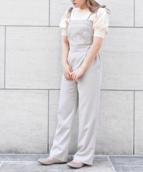 MAJESTIC LEGON（マジェスティックレゴン）の「ショルダーリボンサロペット（サロペット/オーバーオール・レディース・ブラック/ベージュ/グレイッシュベージュ・SMALL/MEDIUM）」の3枚目の写真