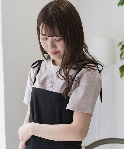 MAJESTIC LEGON（マジェスティックレゴン）の「ショルダーリボンサロペット（サロペット/オーバーオール・レディース・ブラック/ベージュ/グレイッシュベージュ・SMALL/MEDIUM）」の4枚目の写真