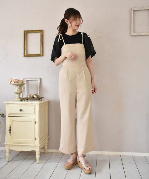 MAJESTIC LEGON（マジェスティックレゴン）の「ショルダーリボンサロペット（サロペット/オーバーオール・レディース・ブラック/ベージュ/グレイッシュベージュ・SMALL/MEDIUM）」の14枚目の写真