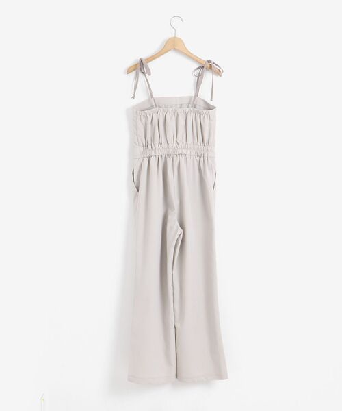 MAJESTIC LEGON（マジェスティックレゴン）の「ショルダーリボンサロペット（サロペット/オーバーオール・レディース・ブラック/ベージュ/グレイッシュベージュ・SMALL/MEDIUM）」の7枚目の写真