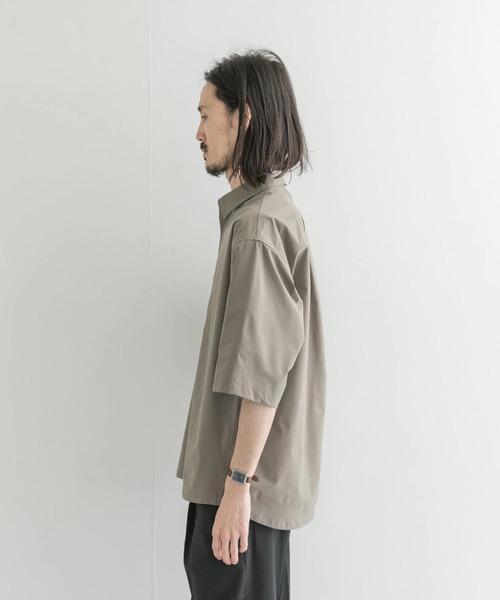 URBAN RESEARCH(アーバンリサーチ)の「SolotexFlyfronts SHORT-SLEEVE SHIRTS(シャツ/ブラウス・メンズ・ブラウン系その他/ブラック/グレー系その他・MEDIUM/LARGE)」の14枚目の写真