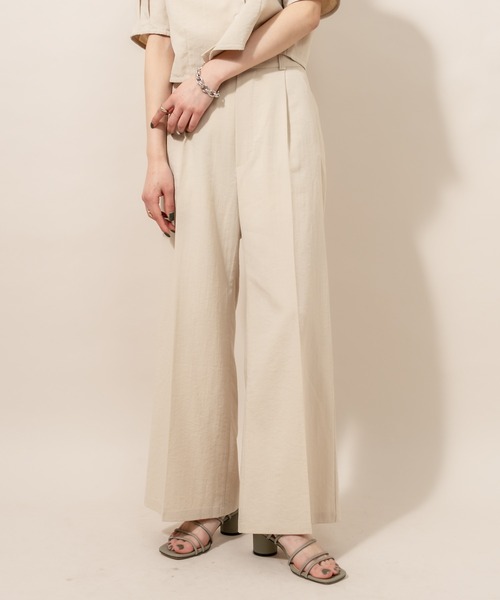 mline（エムライン）の「[mline] WEB限定 ワイドパンツ（その他パンツ・レディース・ベージュ/ピンク/イエロー/ブルー・1/2）」の6枚目の写真