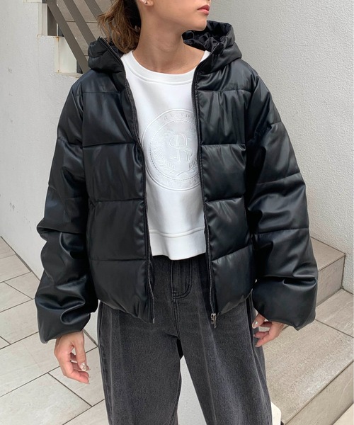 RASVOA(ラスボア)の「レザーフェイクダウンジャケット(ダウンジャケット/コート・レディース・ブラック・FREE)」の8枚目の写真
