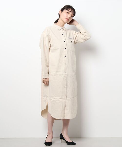 KRIFF MAYER Lady's Collection（クリフメイヤーレディースコレクション）の「ビエラ無地ワンピース（シャツワンピース・レディース・ベージュ/カラフル/ネイビー/オリーブ/オフホワイト・LARGE/MEDIUM）」の2枚目の写真