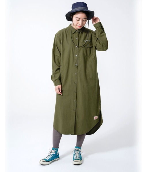 KRIFF MAYER Lady's Collection（クリフメイヤーレディースコレクション）の「ビエラ無地ワンピース（シャツワンピース・レディース・ベージュ/カラフル/ネイビー/オリーブ/オフホワイト・LARGE/MEDIUM）」の4枚目の写真