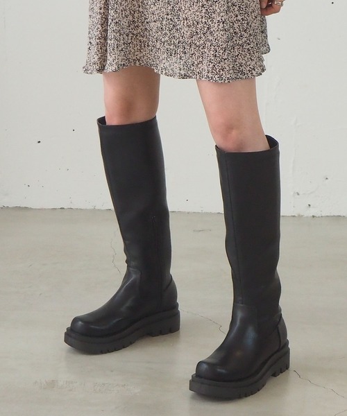 tiptop（ティップトップ）の「ボリュームソールロングブーツ（ブーツ・レディース・ブラック/ブラウン・M/L）」の5枚目の写真