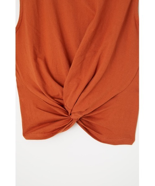 MOUSSY(マウジー)の「FRONT TWIST CROPPED トップス(タンクトップ・レディース・ブラック/ホワイト系その他/グリーン系その他/オレンジ・FREE)」の13枚目の写真