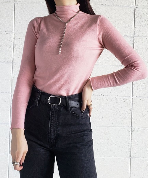 me+em select(ミームセレクト)の「※※【 14色展開 】長袖ハイネックカラー薄手ニットトップス(ニット/セーター・レディース・ホワイト/ブラック/ダークグリーン/ブラウン/グレー/レッド/ピンク/イエロー/グリーン/アイボリー/ダークブルー/キャメル/バーガンディー/ワイン/モカ/ベージュ・FREE)」の13枚目の写真