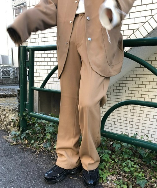 SINK kotohayokozawa（シンク コトハヨコザワ）の「PRETTY EASY PANTS（スラックス・レディース・ベージュ/ネイビー・M/L/XL）」の11枚目の写真