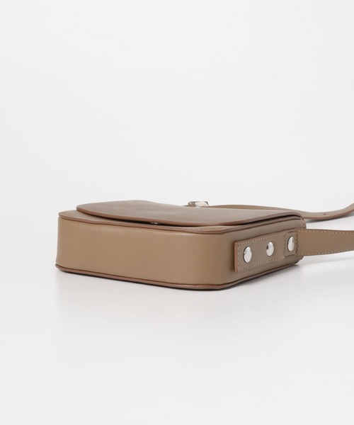 SENSE OF PLACE by URBAN RESEARCH(センスオブプレイスバイアーバンリサーチ)の「フェイクレザーショルダー(ショルダーバッグ・メンズ・ブラウン/ブラック/アイボリー・ONE)」の10枚目の写真