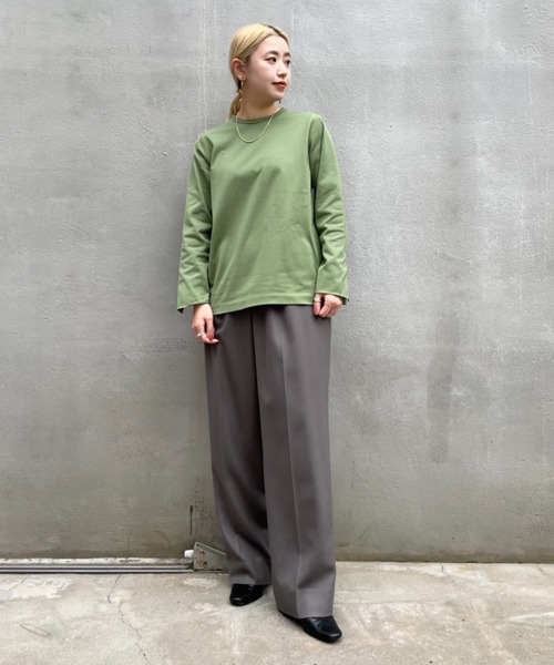 So_lemn（ソレム）の「【So_lemn/ソレム】袖スリットロンT（Tシャツ/カットソー・レディース・ブラウン/オフホワイト/グリーン・FREE）」の4枚目の写真