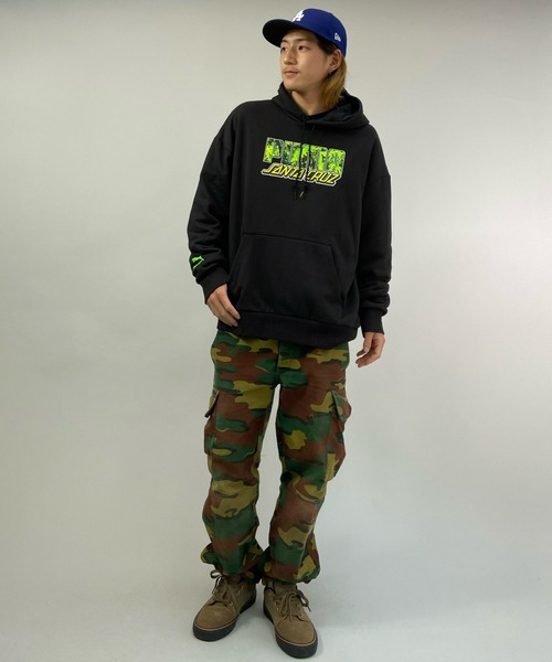 PUMA（プーマ）の「PUMA/プーマ×SANTACRUZ コラボモデル ルーズシルエット　プリントパーカー 532240（パーカー・メンズ・ブラック/グレー/カーキ・M/L/XL）」の12枚目の写真