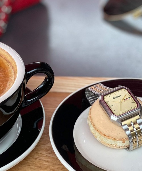 ARMITRON NEWYORK（アーミトロンニューヨーク）の「ARMITRON メンズ アナログ 80's レトロシリーズ（アナログ腕時計・メンズ・シルバー系その他/ゴールド系その他/ゴールド系その他2・FREE）」の5枚目の写真