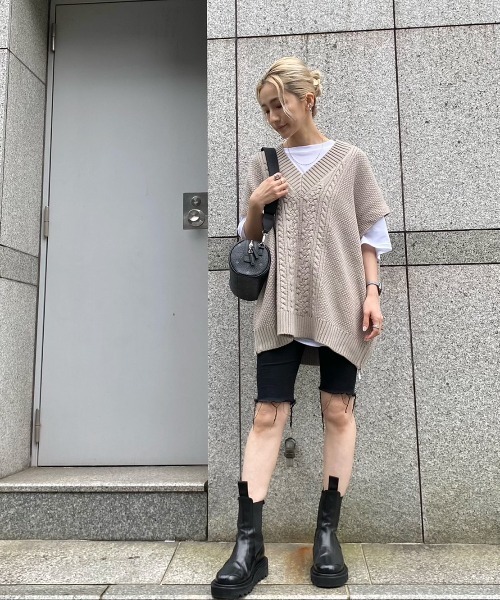 DANKE SCHON（ダンケシェーン）の「DankeSchon/ダンケシェーン/ジップアップニットベスト（ベスト・メンズ・ブラック/ホワイト/カーキ・FREE）」の8枚目の写真