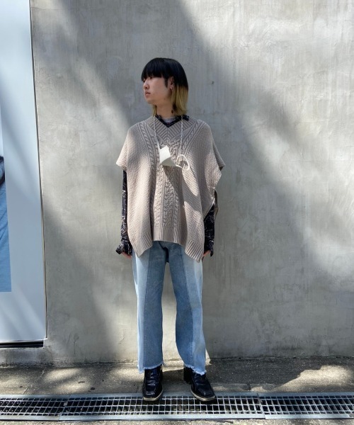 DANKE SCHON（ダンケシェーン）の「DankeSchon/ダンケシェーン/ジップアップニットベスト（ベスト・メンズ・ブラック/ホワイト/カーキ・FREE）」の12枚目の写真