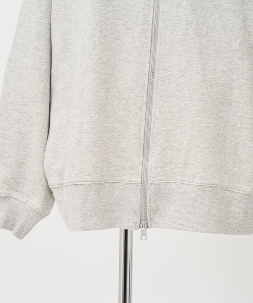 AS KNOW AS PINKY（アズノゥアズピンキー）の「BIGカレッジロゴフーディ（パーカー・レディース・チャコールグレー/オートミール/グリーン/オレンジ・FREE）」の16枚目の写真