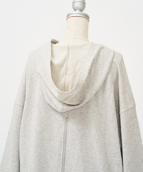 AS KNOW AS PINKY（アズノゥアズピンキー）の「BIGカレッジロゴフーディ（パーカー・レディース・チャコールグレー/オートミール/グリーン/オレンジ・FREE）」の12枚目の写真