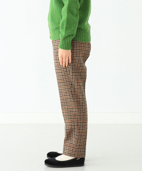 BEAMS BOY（ビームスボーイ）の「BEAMS BOY / ハリスツイード テーパードパンツ（スラックス・レディース・ブラウン/ライトブラウン・1/0）」の19枚目の写真