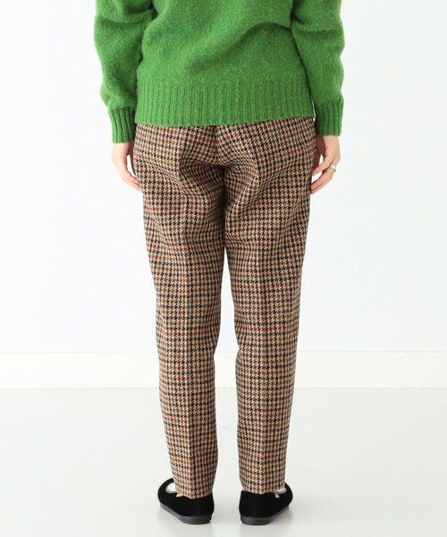 BEAMS BOY（ビームスボーイ）の「BEAMS BOY / ハリスツイード テーパードパンツ（スラックス・レディース・ブラウン/ライトブラウン・1/0）」の13枚目の写真