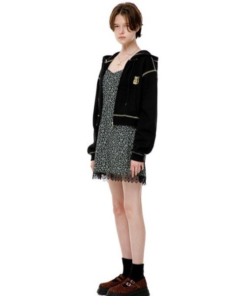 runningHIGH（ランニングハイ）の「【running high/ランニングハイ】STITCH POINT CROP ZIP UP HOODIE　ステッチ ポイント ショート丈 ファスナー パーカー（パーカー・レディース・ライトグレー/ブラック/ブルー・ONE SIZE）」の20枚目の写真