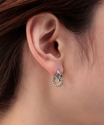 ツイストリングキャッチピアス