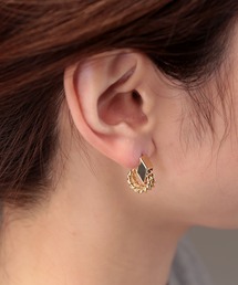 ツイストリングキャッチピアス