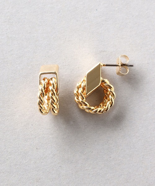 Manon's Selection（マノンズセレクション）の「ツイストリングキャッチピアス（ピアス（両耳用）・レディース・シルバー/ゴールド・ONE SIZE）」の3枚目の写真