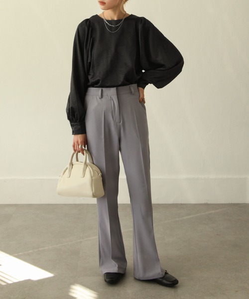 Chillfar（チルファー）の「ヴィンテージサテンボリュームスリーブブラウス（シャツ/ブラウス・レディース・ブラック/ブラウン/カーキ/アイボリー/マスタード/グレイッシュベージュ・FREE）」の13枚目の写真