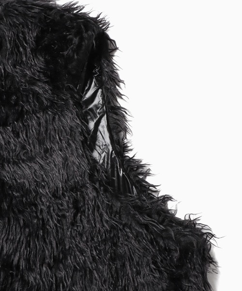 ROOPTOKYO（ループトウキョウ）の「CURLY FLEECE BIGGEST VEST カーリーフリース  フリースベスト シャギーベスト オーバーサイズ（ベスト・メンズ・ブラック/ベージュ/ブラウン・S/M/L/FREE）」の8枚目の写真