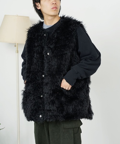 ROOPTOKYO（ループトウキョウ）の「CURLY FLEECE BIGGEST VEST カーリーフリース  フリースベスト シャギーベスト オーバーサイズ（ベスト・メンズ・ブラック/ベージュ/ブラウン・S/M/L/FREE）」の15枚目の写真