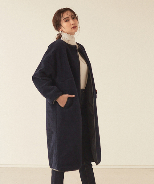 abahouse mavie(アバハウスマヴィ)の「パイピングボアコート(ムートンコート・レディース・ネイビー/モカ/グレー・フリー)」の21枚目の写真