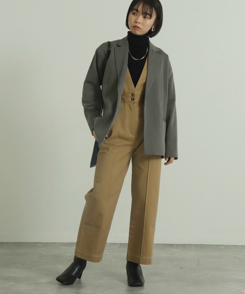 AULI（アウリィ）の「【低身長向けサイズ】配色ステッチサロペットパンツ（サロペット/オーバーオール・レディース・ブラック/ベージュ/レッド・S/XS/XXS）」の7枚目の写真