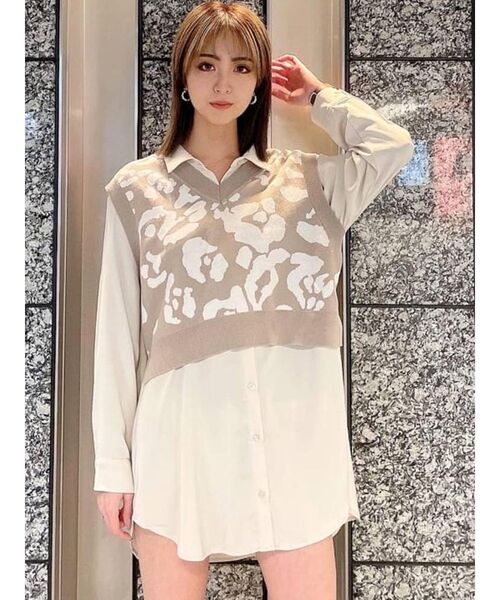 GYDA（ジェイダ）の「SIMPLE LOOSE シャツ（シャツ/ブラウス・レディース・オフホワイト/アイボリー・FREE）」の4枚目の写真