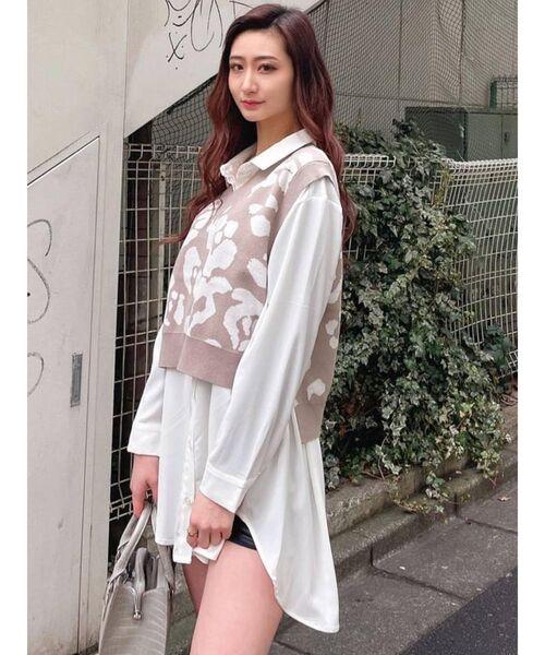 GYDA（ジェイダ）の「SIMPLE LOOSE シャツ（シャツ/ブラウス・レディース・オフホワイト/アイボリー・FREE）」の5枚目の写真