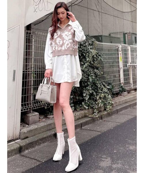 GYDA（ジェイダ）の「SIMPLE LOOSE シャツ（シャツ/ブラウス・レディース・オフホワイト/アイボリー・FREE）」の6枚目の写真