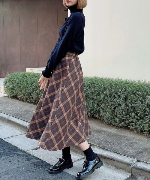 Voyage titty&Co.PETIT(ボヤージュティティアンドコープチ)の「【Voyage titty&Co.】チェックミディウォームスカート(スカート・レディース・ブラウン・FREE)」の3枚目の写真